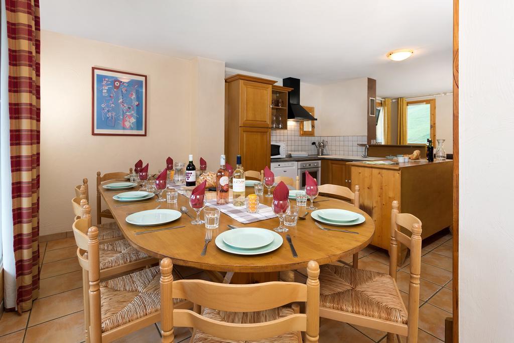 Madame Vacances Les Chalets Du Praz La Plagne Zimmer foto